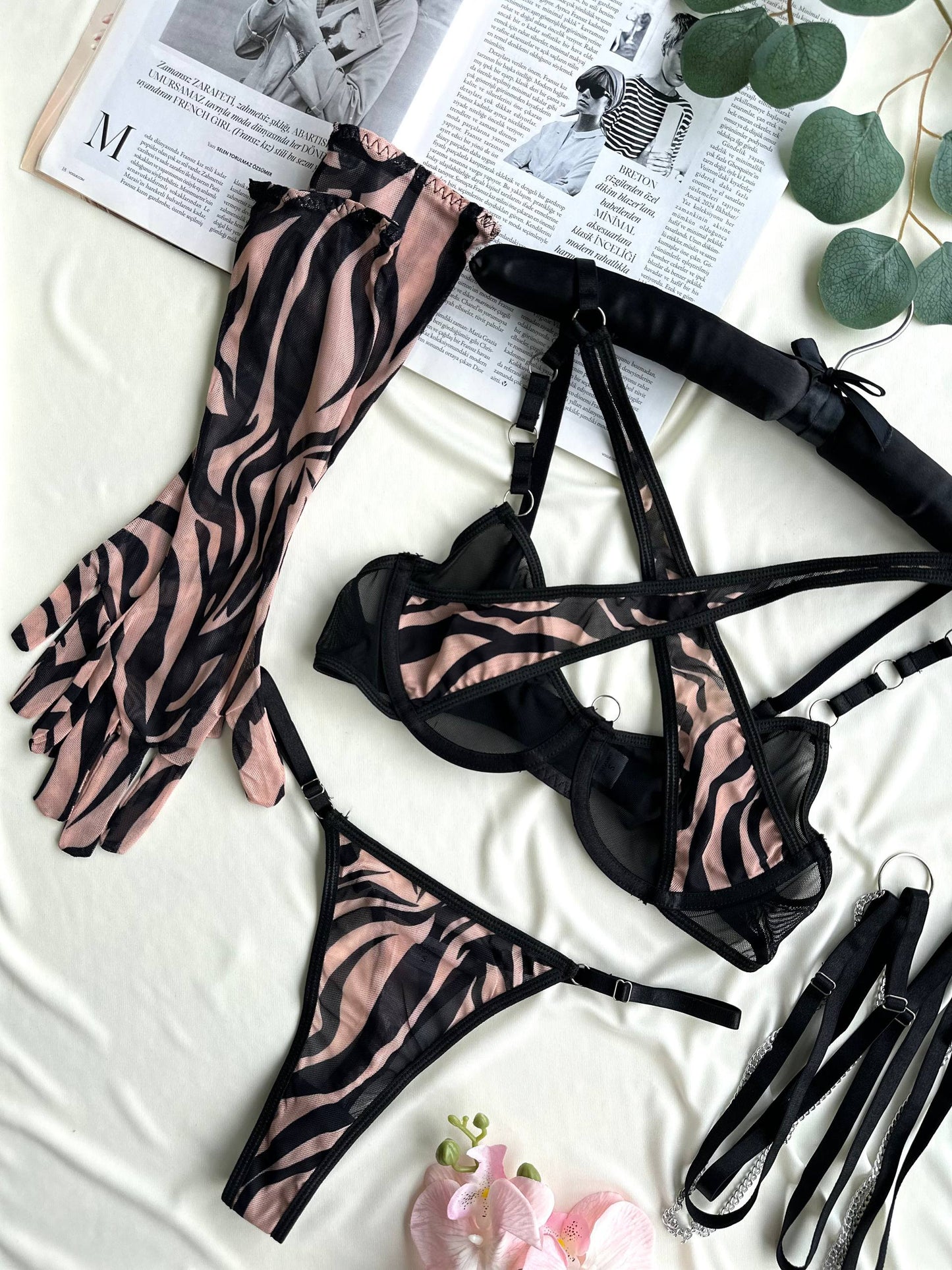 Fiora Secret Pink Zebra Jartiyerli Full Takım