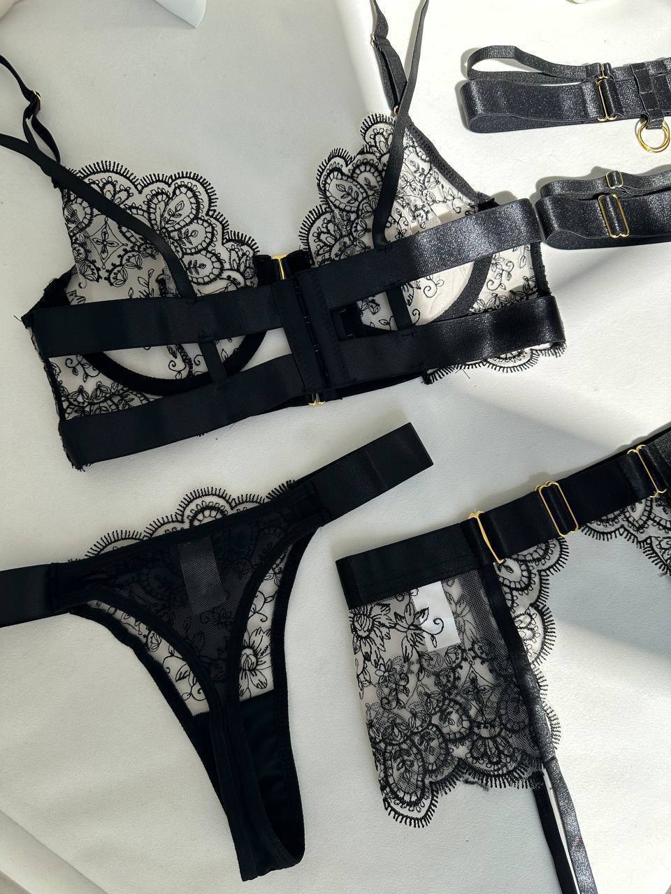 Fiora Secret Black Lacy Dantelli Full Takım