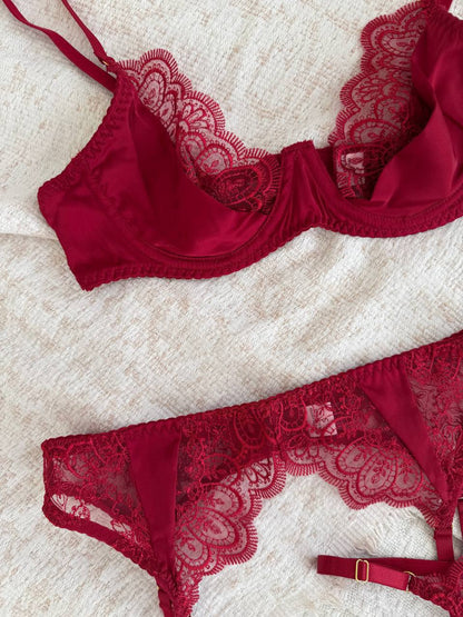 Fiora Secret Cherry Night Eldivenli Full Takım